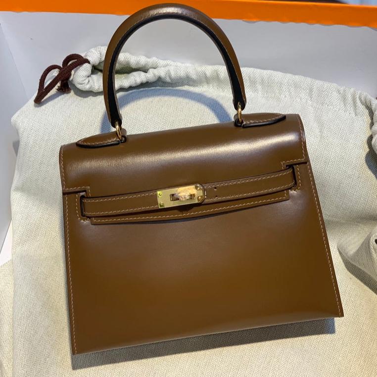 KELLY MINI 20 BAG IN CHOCOLATE BROWN SMOOTH CALFSKIN WITH GOLD HARDWARE