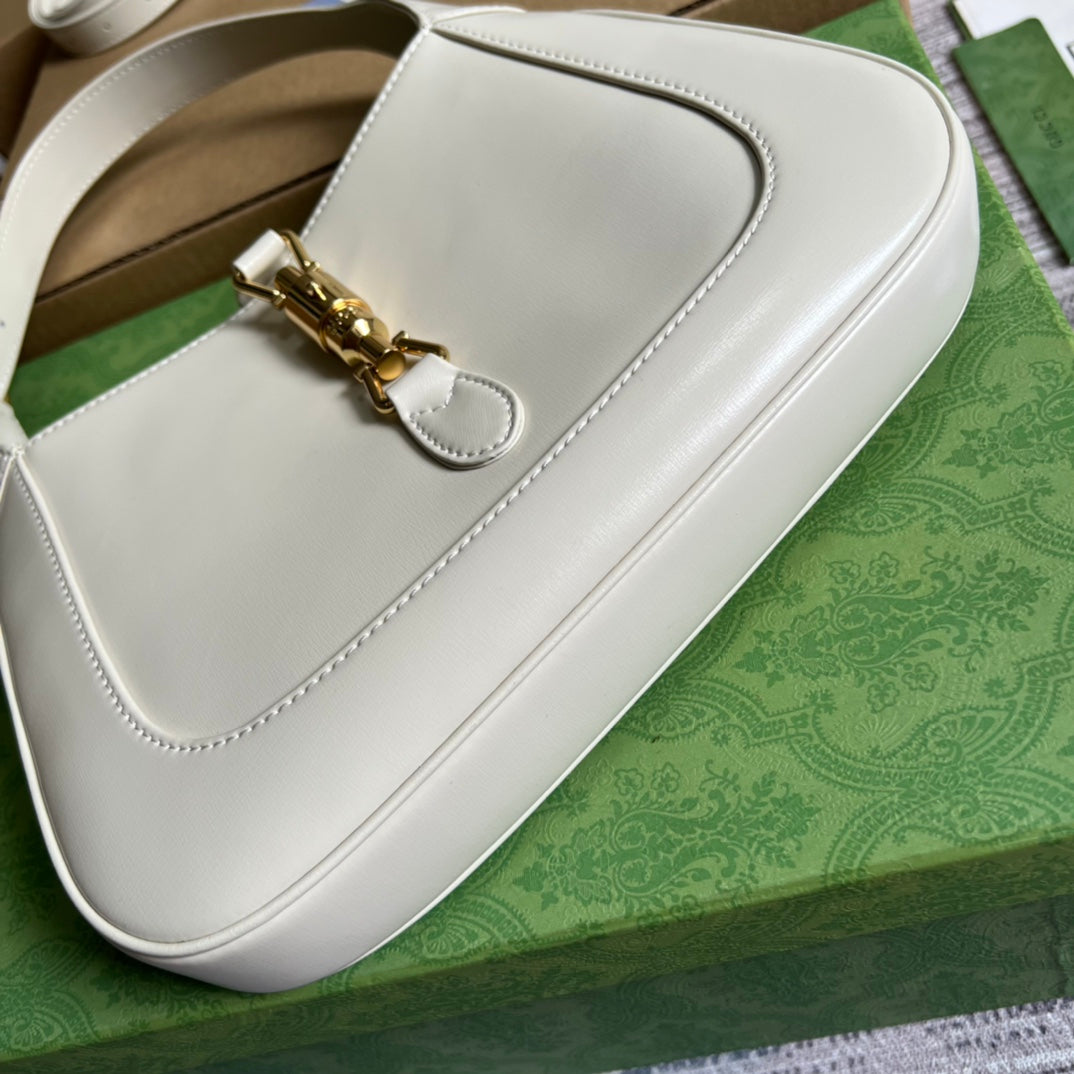 GG JACKIE SMALL 28 SHOULDER BAG IN WHITE CALFSKIN