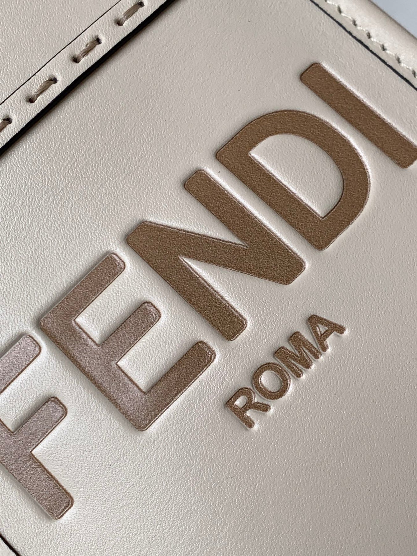 Fend Mini Sunshine Shopper Bag 18 White Leather