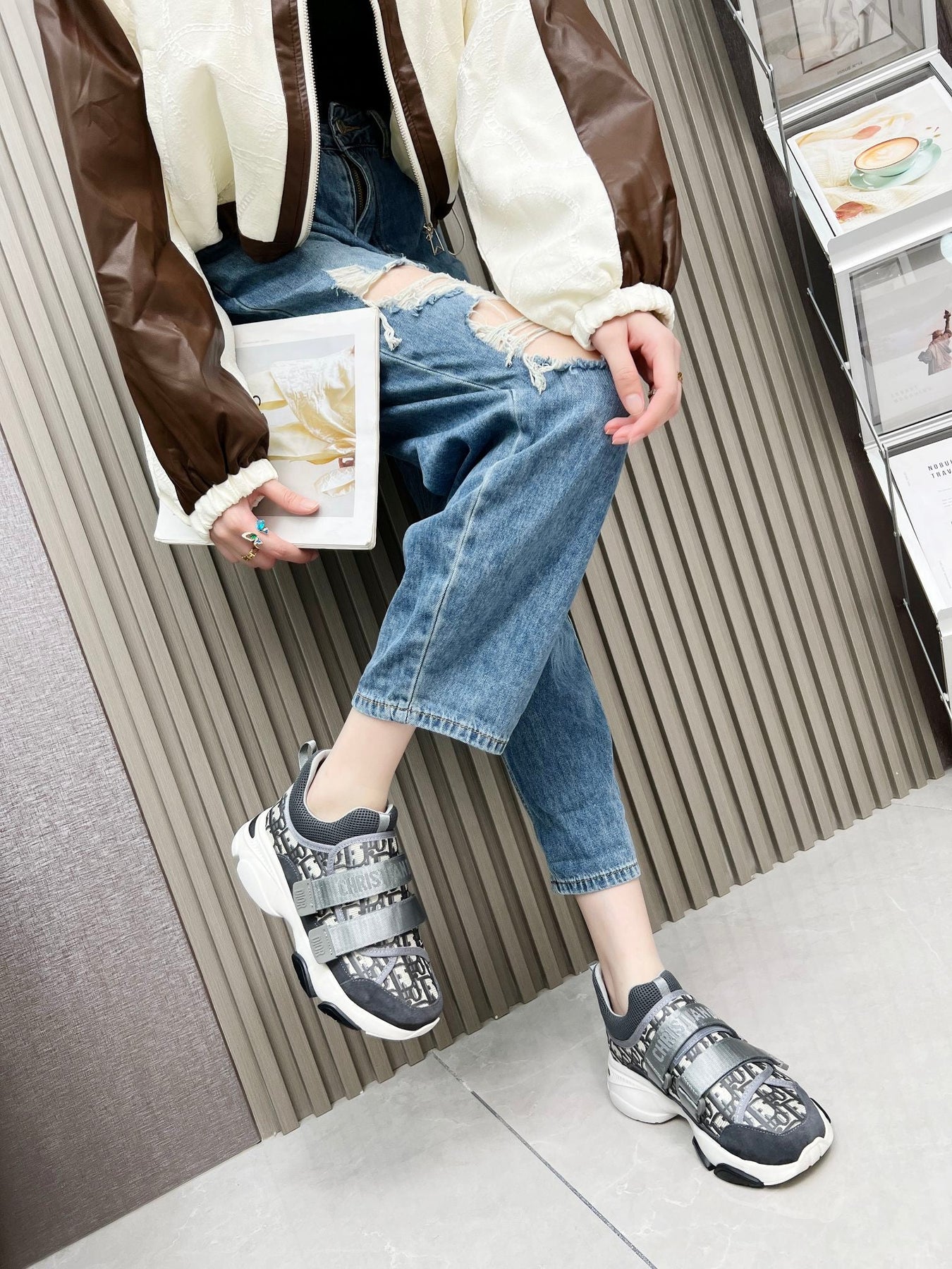 D-WANDER SNEAKERS IN COLORFUL TECHNICAL FABRIC AND SUEDE 153029