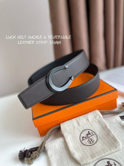 HM LUCK BELT BUCKLE & REVERSIBLE CHOCOLATE BROWN AND BLACK LEATHER STRAP 38MM