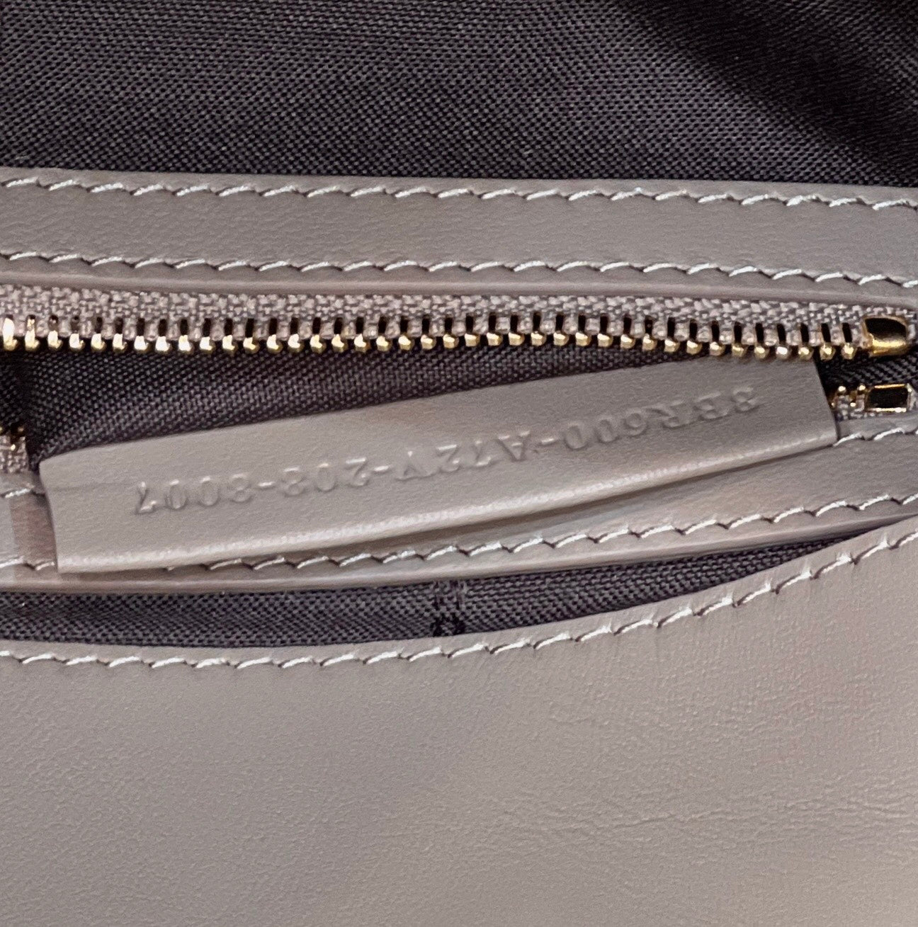 BAGUETTE WITH FF MOTIF 27 IN PINE CONE SOFT LAMBSKIN GOLD HARDWARE