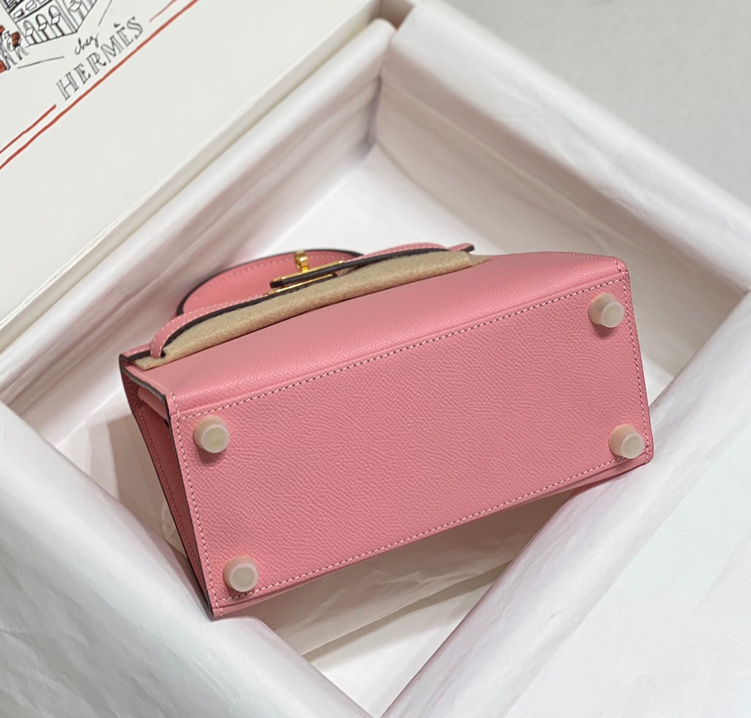 KELLY MINI 20 BAG IN ROUGE PINK CALFSKIN WITH GOLD HARDWARE