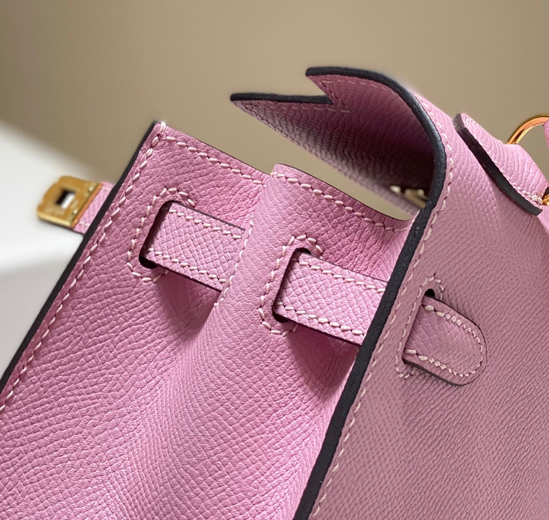 KELLY MINI 20 BAG IN BABY PINK CALFSKIN WITH GOLD HARDWARE