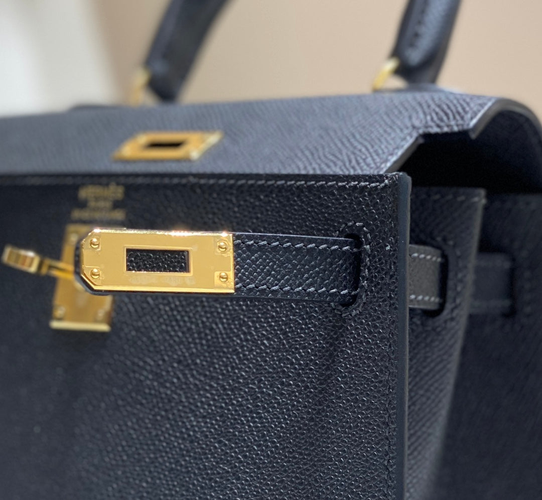 KELLY MINI 20 BAG IN BLACK CALFSKIN WITH GOLD HARDWARE