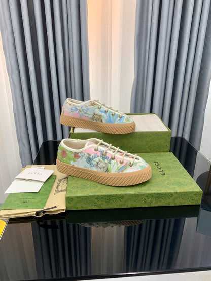 GG UNIQUE SNEAKER THICK-SOLE GRASS MOTIF CANVAS