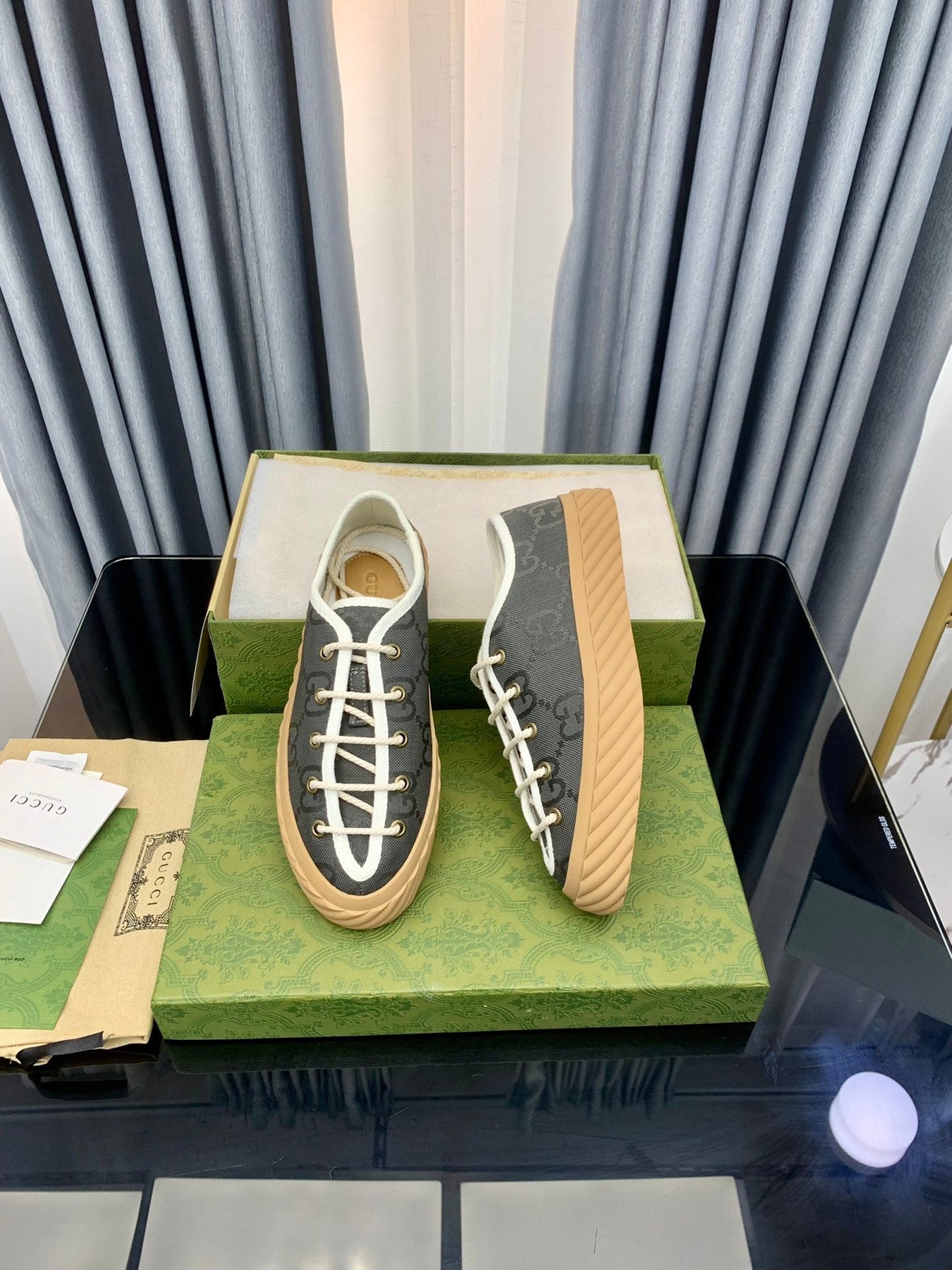 GG UNIQUE SNEAKER THICK-SOLE LEAD CANVAS