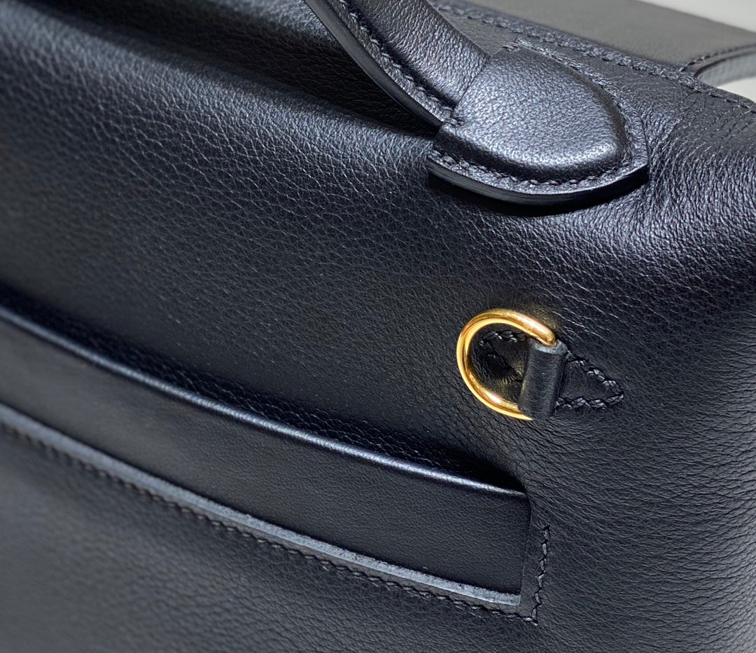 MINI 24/24 21CM IN BLACK EVERCOLOR CALFSKIN GOLD KELLY BUCKLE