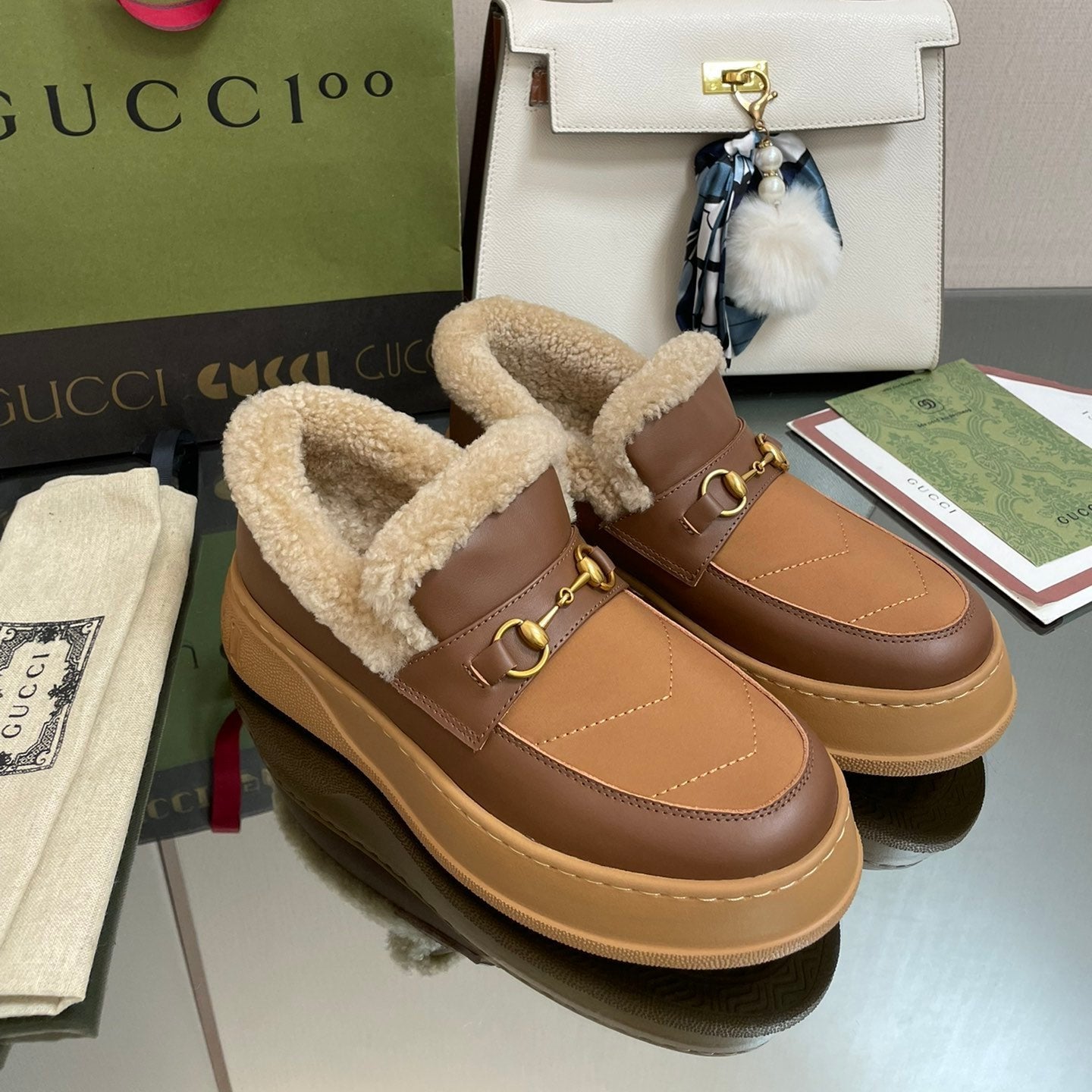 GG LOAFER IN PEANUT BROWN AND CHOCOLATE BROWN CALFSKIN WITH BEIGE WOOL LINING