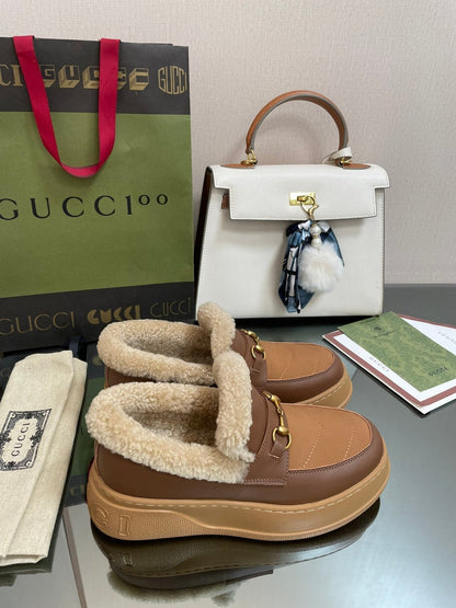 GG LOAFER IN PEANUT BROWN AND CHOCOLATE BROWN CALFSKIN WITH BEIGE WOOL LINING