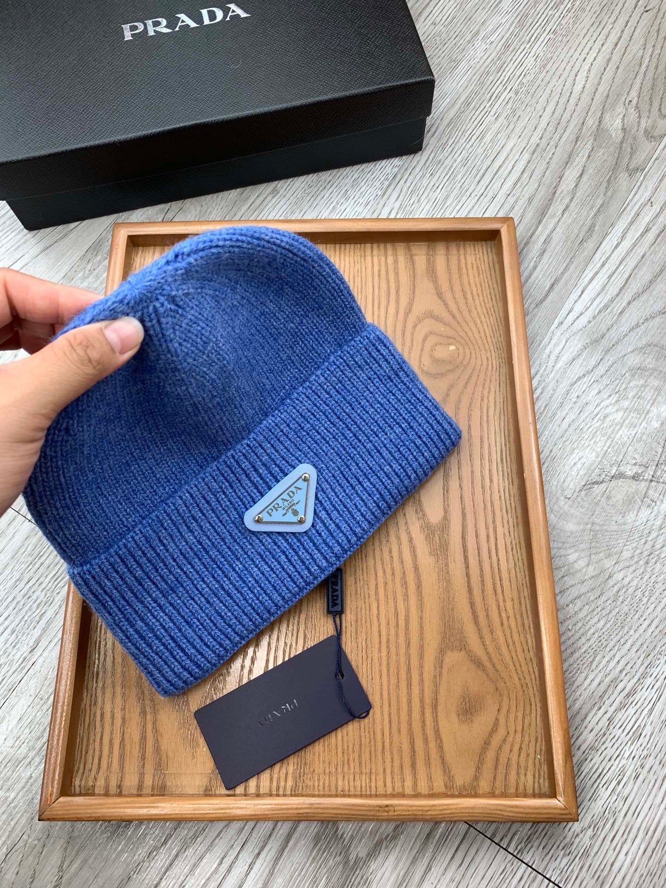 BEANIIE HAT IN SAPPHIRE BLUE WOOL 335031