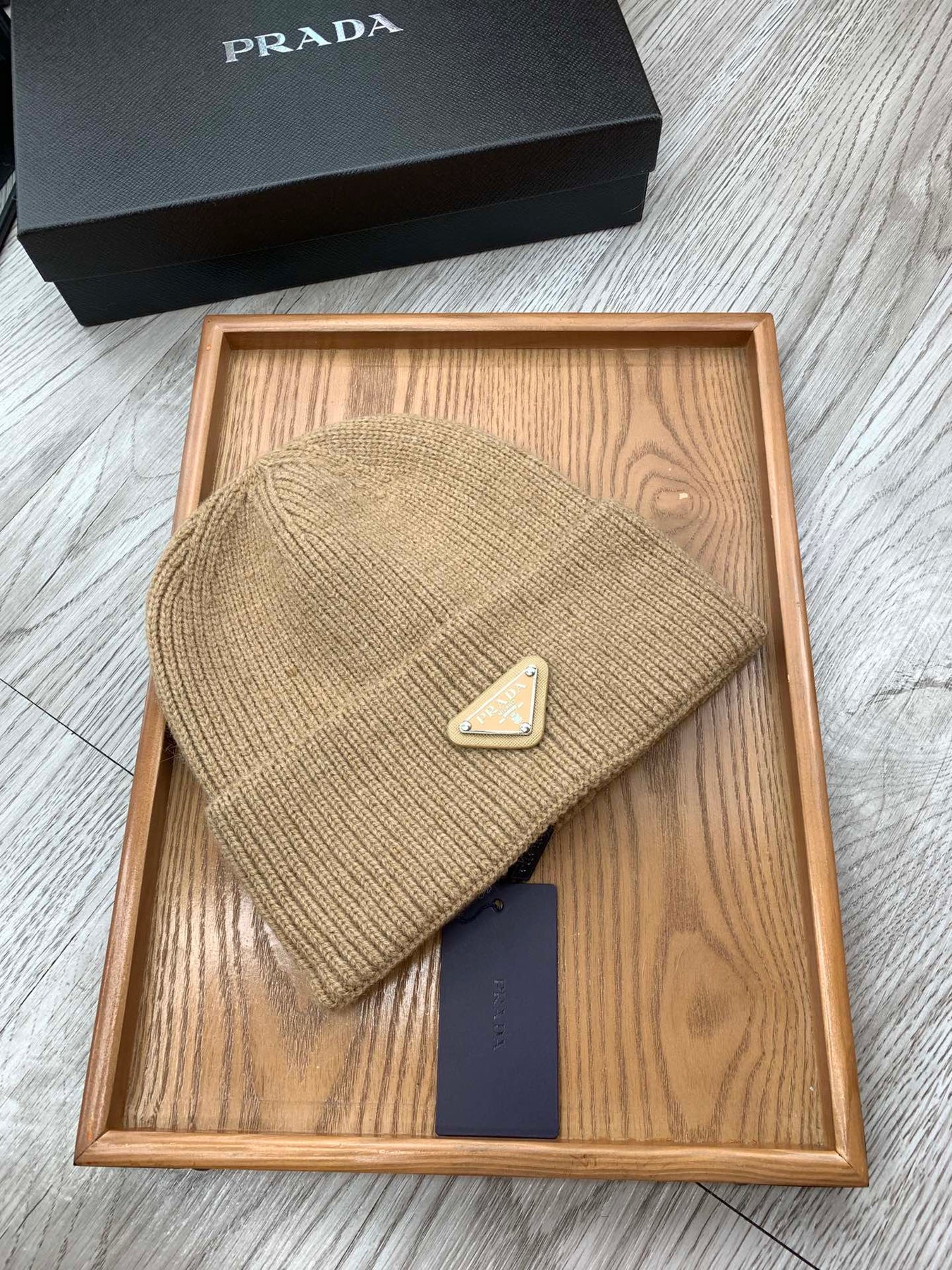 BEANIIE HAT IN CAMEL BROWN WOOL 335038
