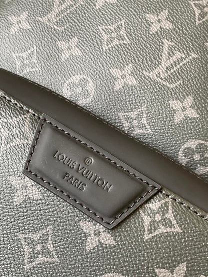 DISCOVERY PM BACKPACK 40 IN BLACK MONOGRAM ECLIPSE CANVAS AND CALFSKIN