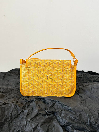 PLUMET POCKET WALLET 20 IN YELLOW GOYARDINE CANVAS AND LAMBSKIN TRIM