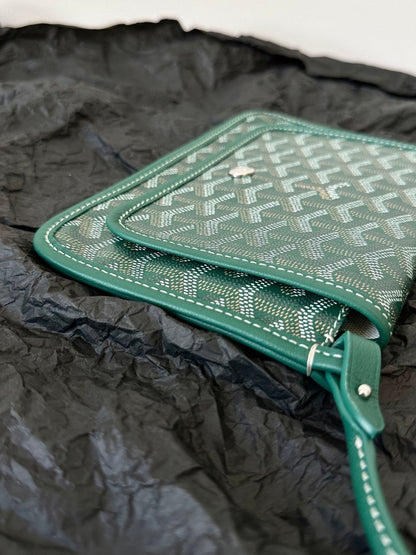 PLUMET POCKET WALLET 20 IN GREEN GOYARDINE CANVAS AND LAMBSKIN TRIM