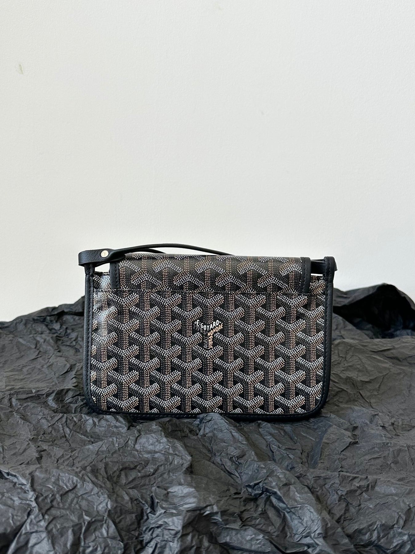 PLUMET POCKET WALLET 20 IN BLACK GOYARDINE CANVAS AND LAMBSKIN TRIM