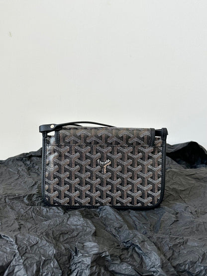 PLUMET POCKET WALLET 20 IN BLACK GOYARDINE CANVAS AND LAMBSKIN TRIM