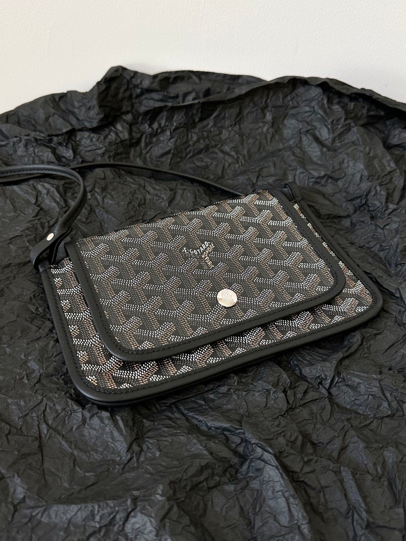 PLUMET POCKET WALLET 20 IN BLACK GOYARDINE CANVAS AND LAMBSKIN TRIM