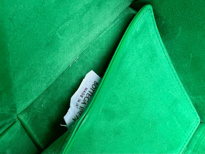 ARCO TOTE 36 IN MANTIS GREEN CALFSKIN