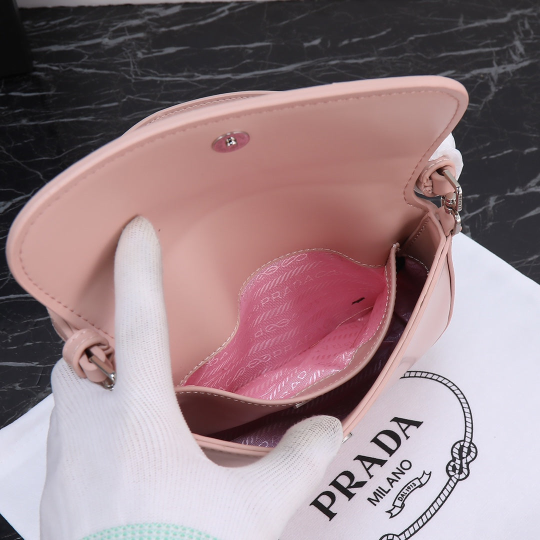 PRA 23 BAG IN LIGHT PINK CALFSKIN SILVER HARDWARE