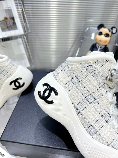 CC CANO ALTO SNEAKER IN WHITE WOOL TWEED AND RUBBER