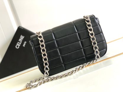 MONOCHROME 24 QUILTED BLACK LAMBSKIN CHAIN SHOUDER BAG