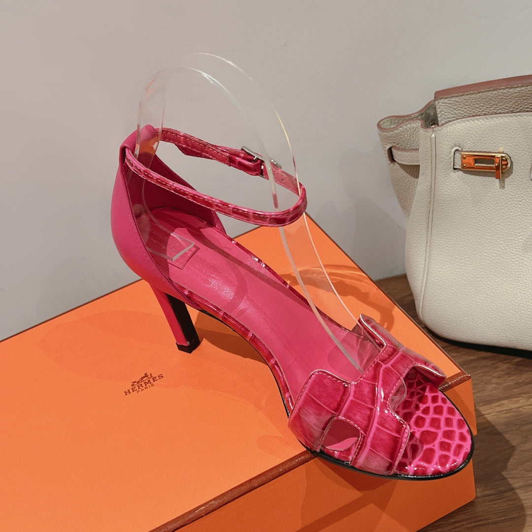 PREMIERE 105 SANDAL IN WATERMELON PINK CROCODILE LEATHER