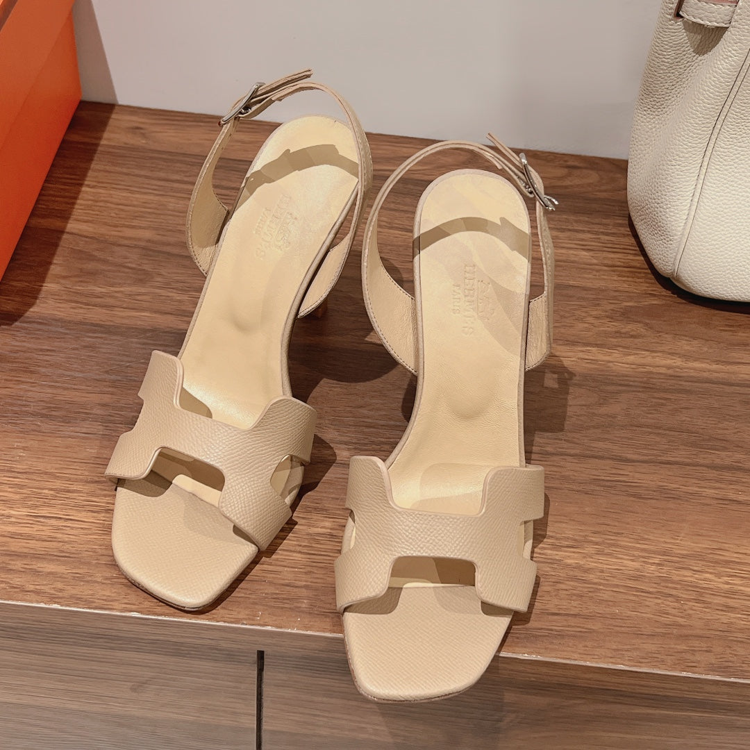 HOLY 105 SANDAL IN BISQUE BEIGE GRAINED CALFSKIN