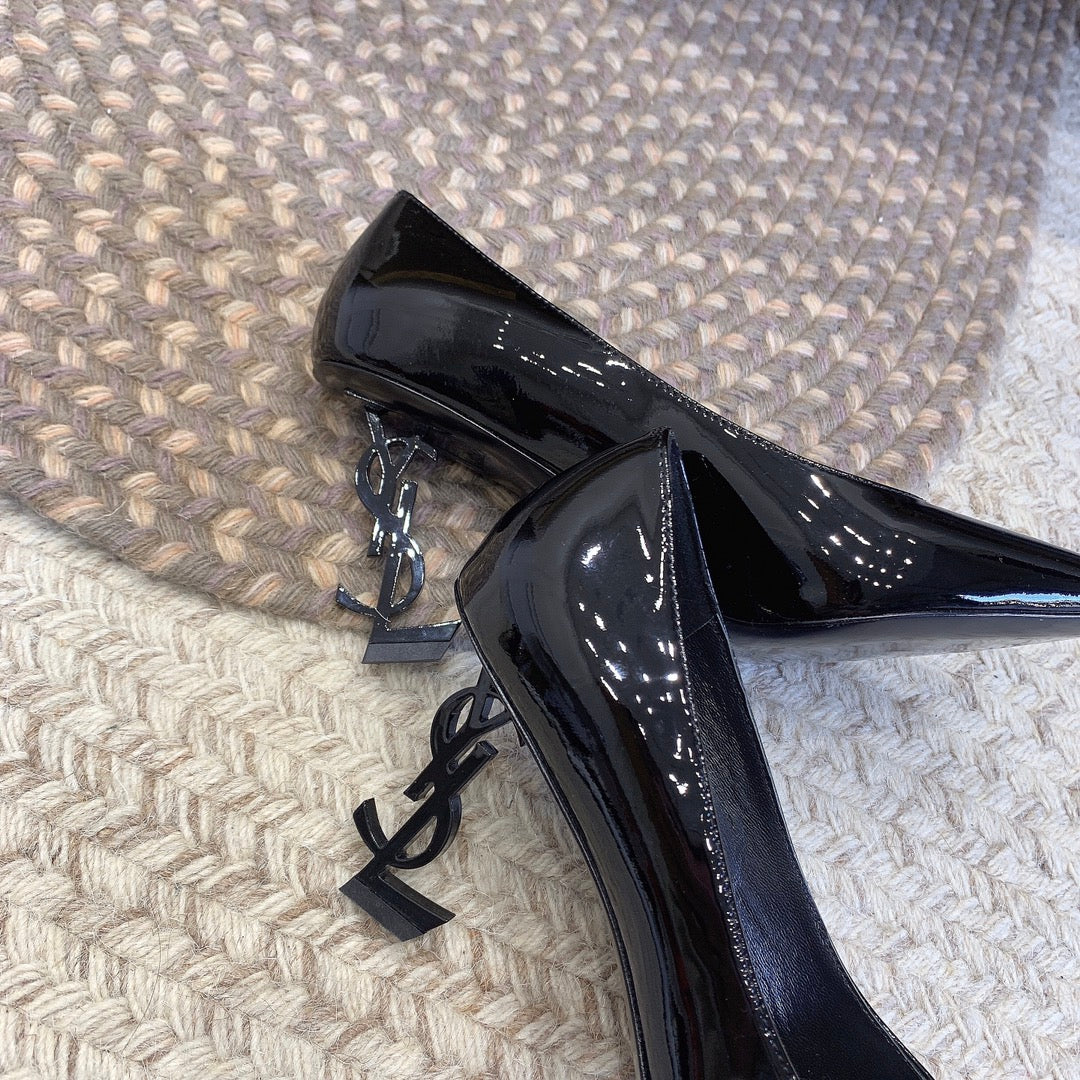 OPYUM BLACK HEEL PUMPS IN BLACK GLOSSY CALFSKIN