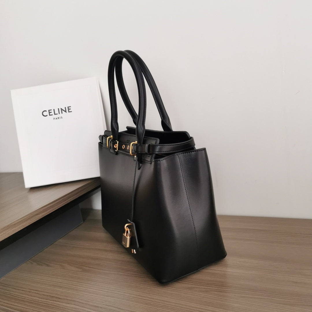 CONTI BAG 36 IN BLACK CALFSKIN GOLD HARDWARE