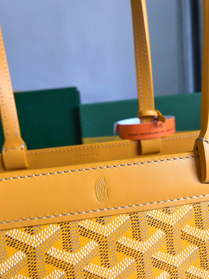 BELLECHASSE BIAUDE PM BAG 36 IN YELLOW GOYARDINE CANVAS AND CALFSKIN TRIM