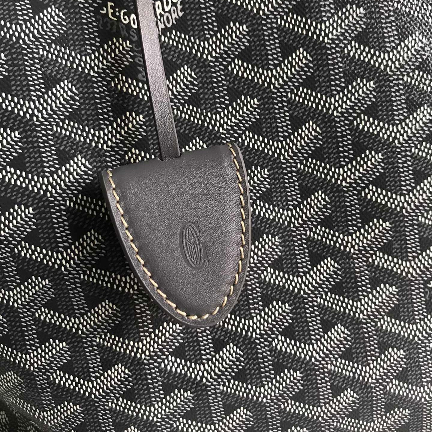 BELLECHASSE BIAUDE PM BAG 36 IN GRAY GOYARDINE CANVAS AND CALFSKIN TRIM