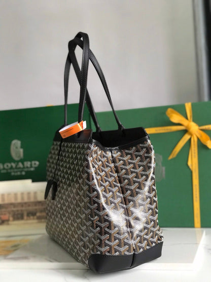 BELLECHASSE BIAUDE PM BAG 36 IN BLACK GOYARDINE CANVAS AND CALFSKIN TRIM