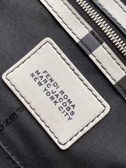 Fend Roma & Marc Jacobs 27 Bag Black White Leather Shw