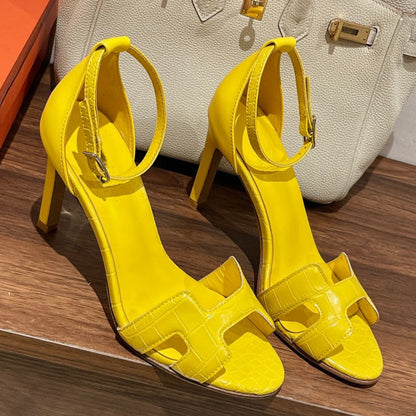 PREMIERE 105 SANDAL IN BRIGHT YELLOW CALFSKIN