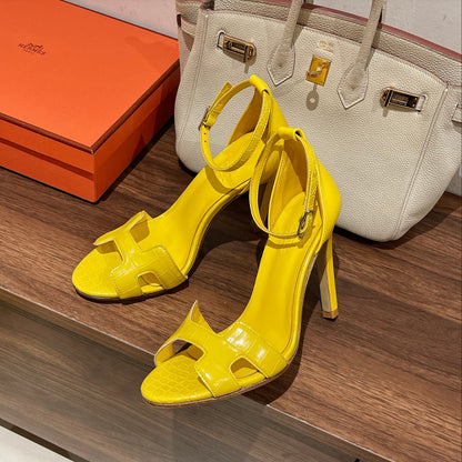 PREMIERE 115 SANDAL IN BRIGHT YELLOW CALFSKIN