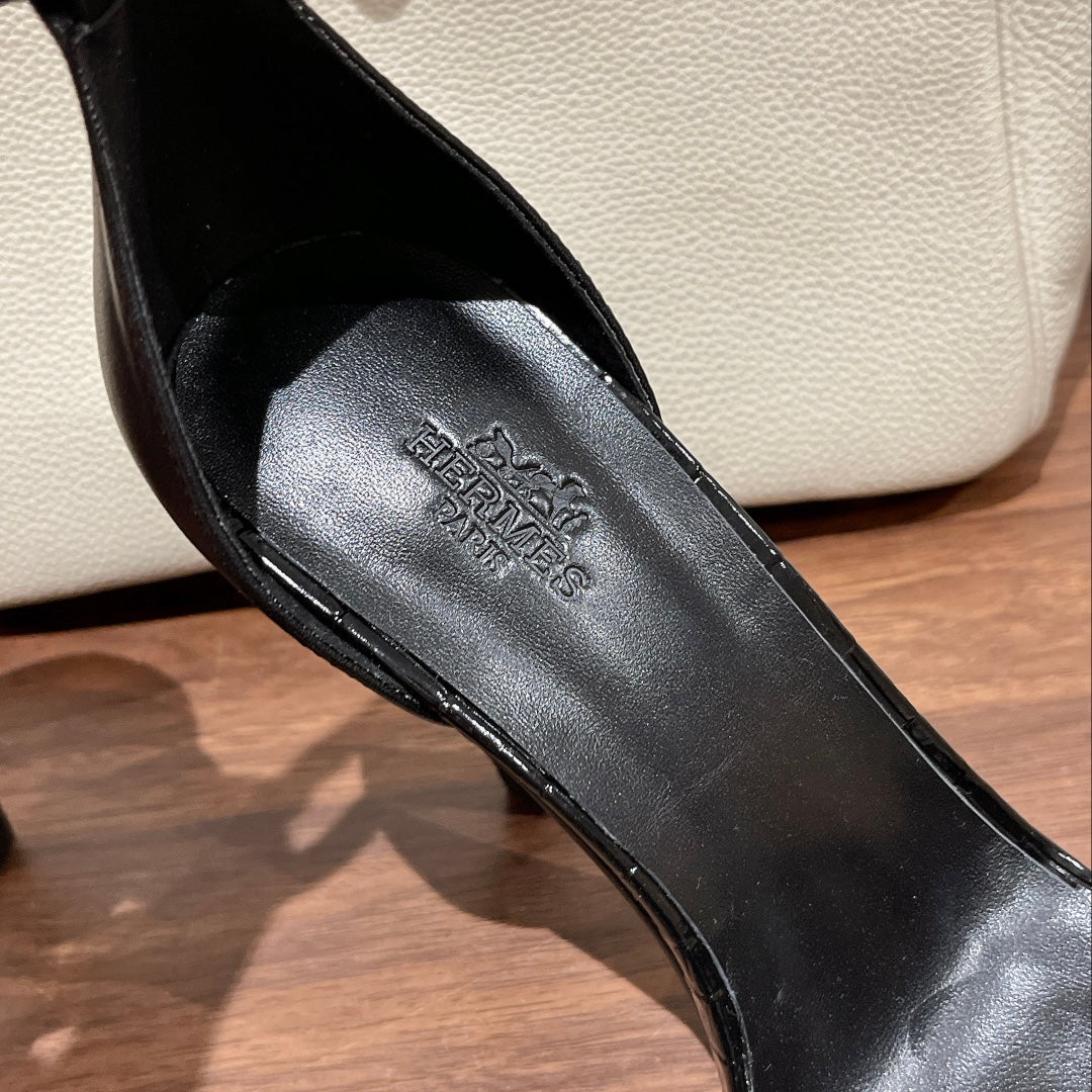 PREMIERE 115 SANDAL IN BLACK PATENT CALFSKIN