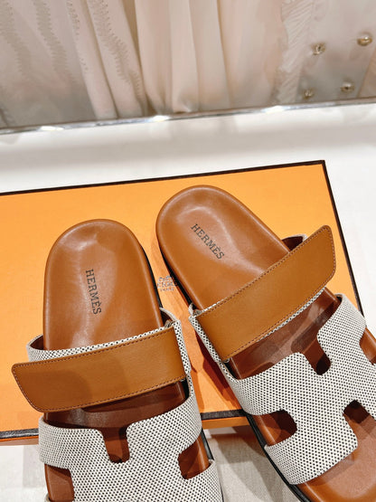 CHYPRE SANDAL BRIGHT BROWN LAMBSKIN AND SILVER DENIM