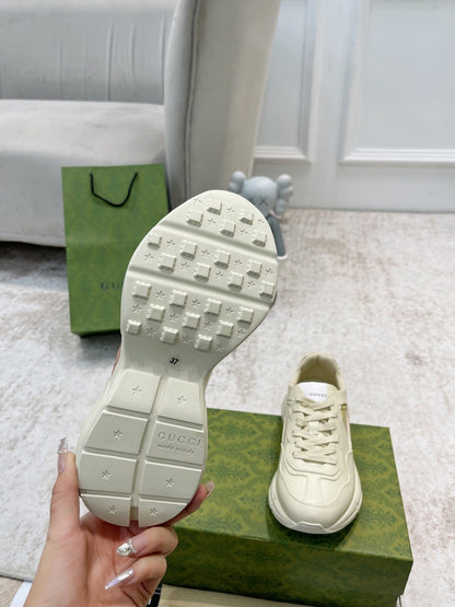 GG RHYTON TRAINER WHITE LAMBSKIN WITH AVOCADO MOTIF