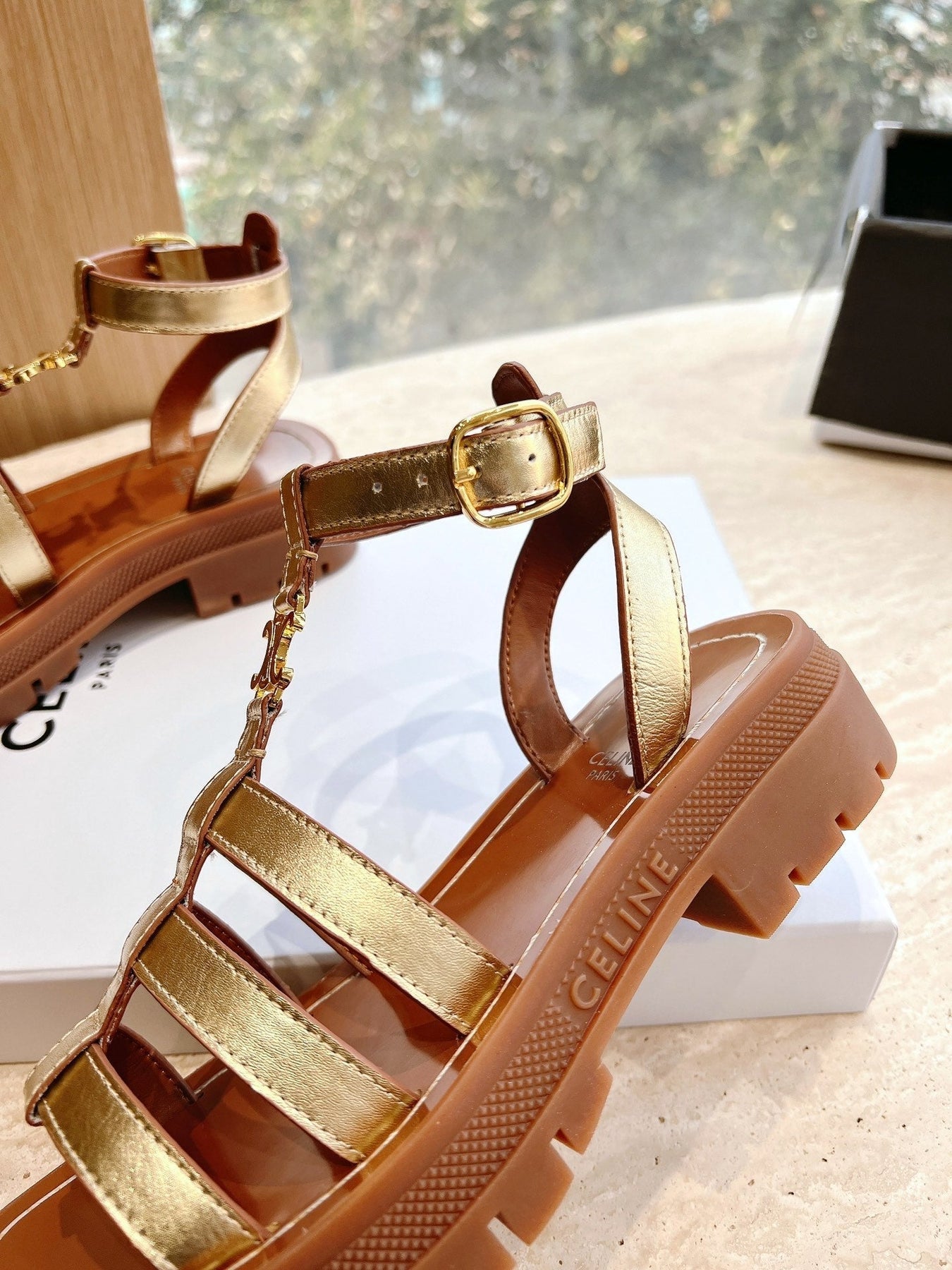 LYMPIA GLADIATOR SANDAL IN GOLD METALLIC CALFSKIN
