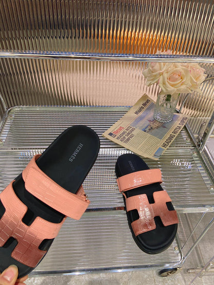 CHYPRE SANDAL OMBRE LIGHT PINK BROWN CALFSKIN