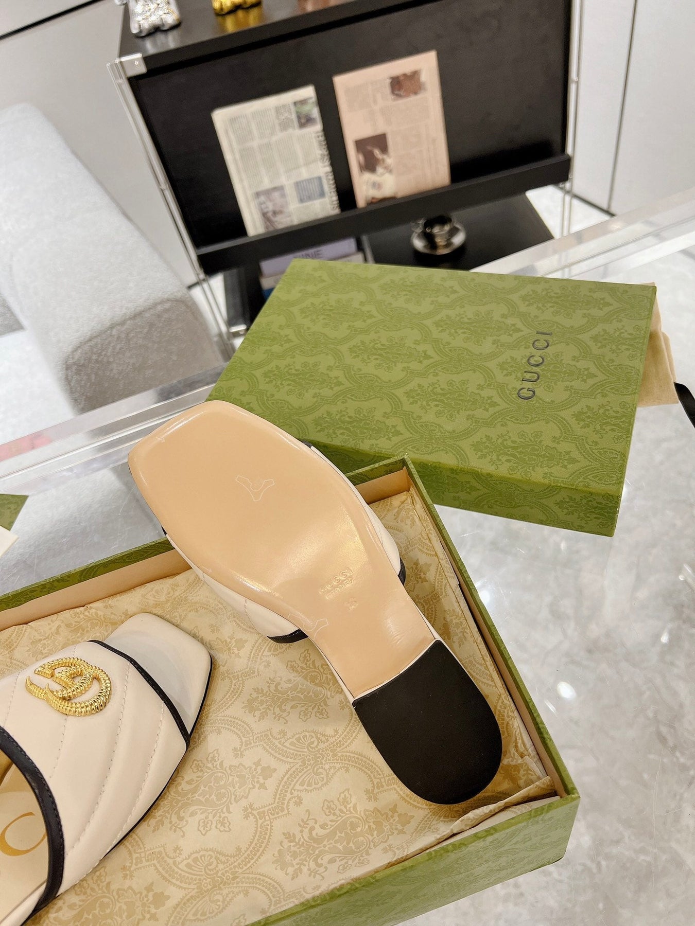 GG EXCLUSIVE SLIDE SANDAL IVORY CALFSKIN