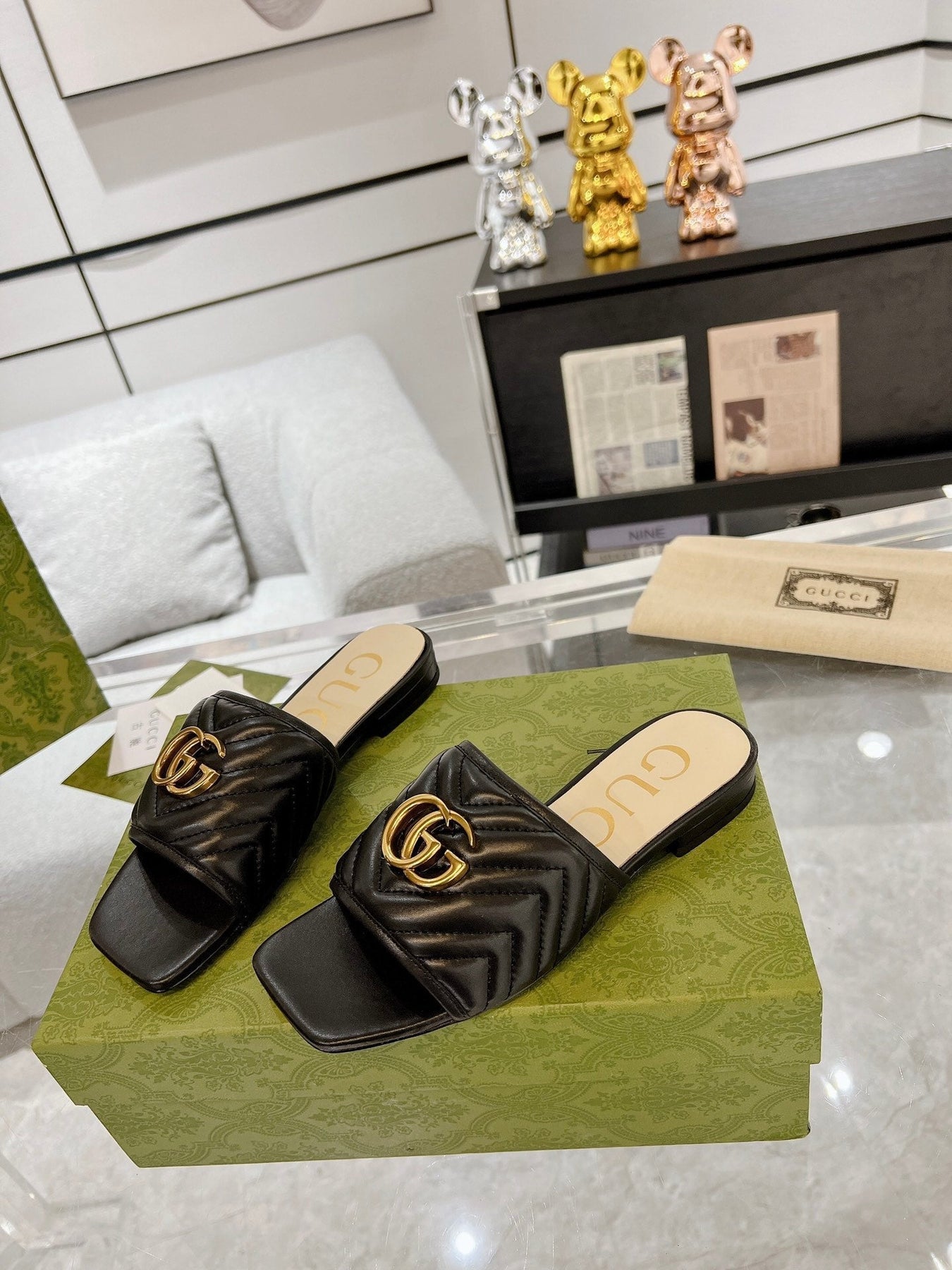 GG EXCLUSIVE SLIDE SANDAL BLACK CALFSKIN