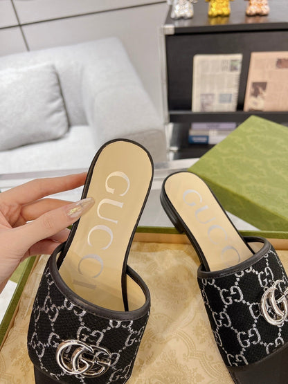 GG EXCLUSIVE SLIDE SANDAL BLACK FABRIC