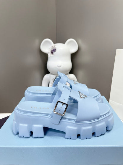 MONOLITH SLIPPER SANDALS IN SKY BLUE RUBBER