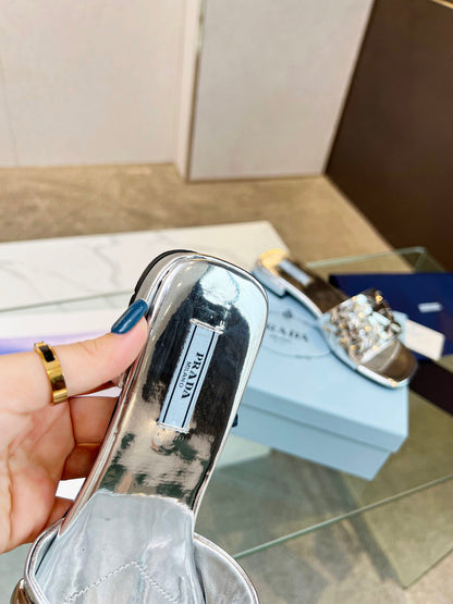 PRA EMBROIDERED SLIDES FLAT SILVER CALFSKIN