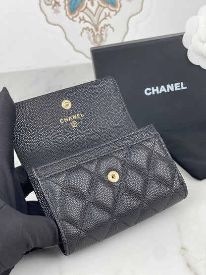 CC FLAP CARD HOLDER 11 BLACK GRAINED CALFSKIN GOLD ICON