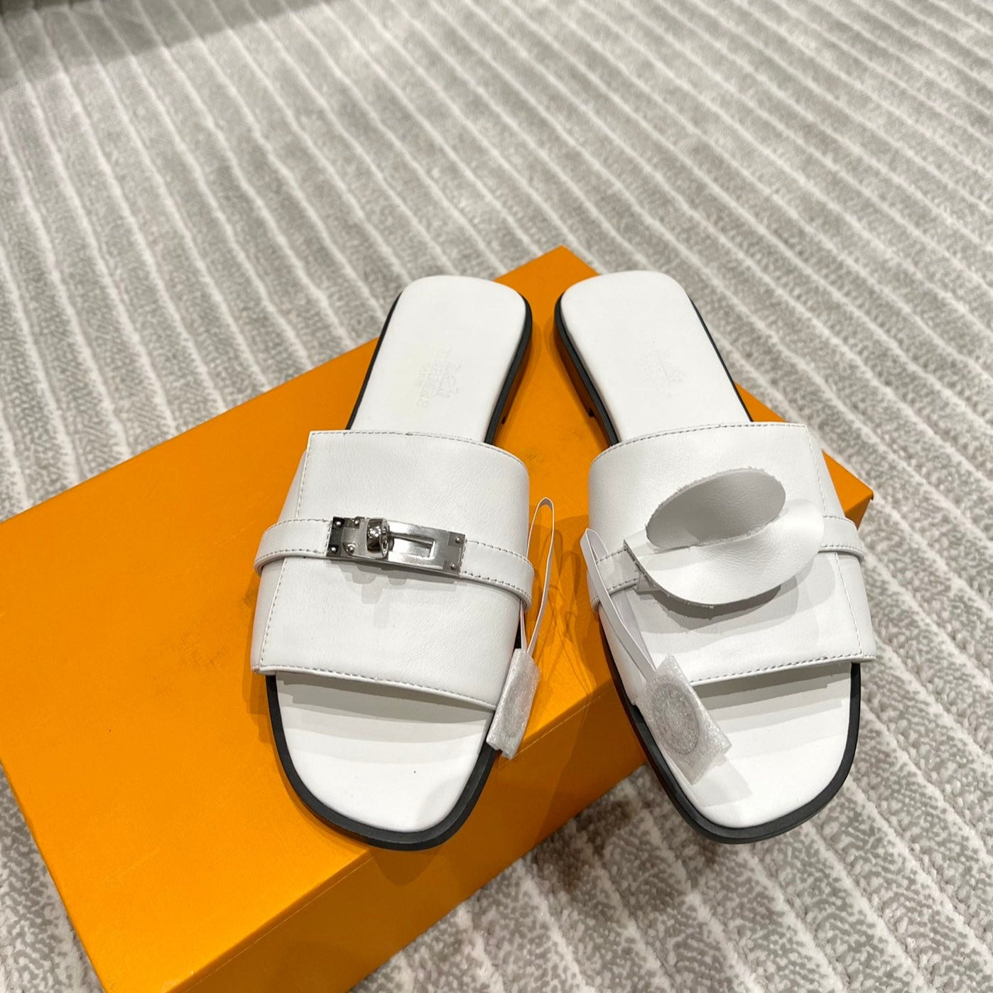 GABRIEL SANDAL WHITE CALFSKIN