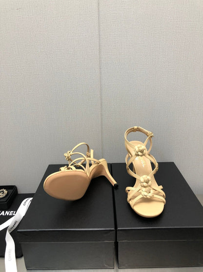 FLORAL HIGH HEEL SANDAL IN SAND YELLOW LAMBSKIN