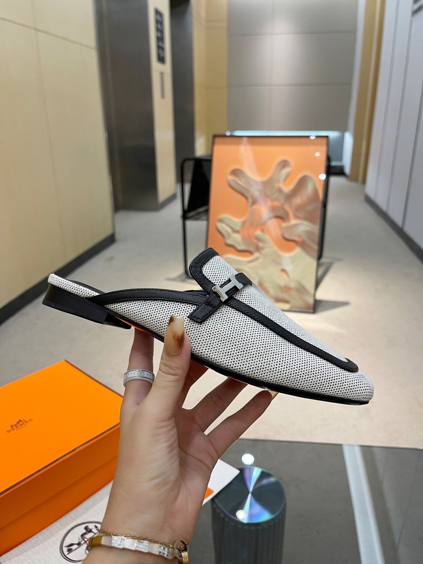 GROUPIE MULE BLACK MIX SILVER LAMBSKIN